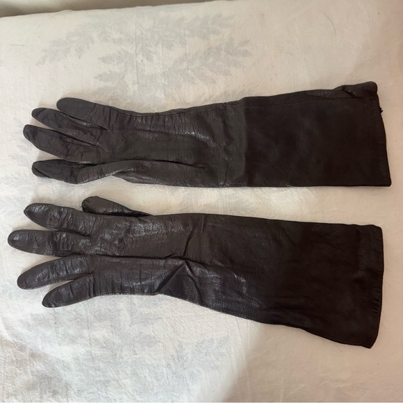 Vintage Accessories - Vintage French Women's Opera Length Leather Gloves.